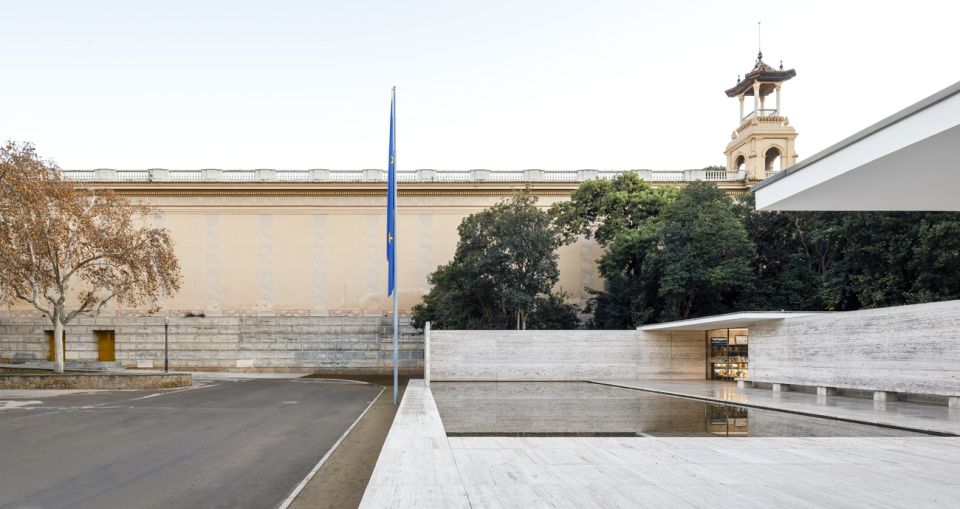 Barcelona: Mies van der Rohe Pavilion Ticket and Audio Guide - The Walkthrough: How to Experience the Pavilion Properly