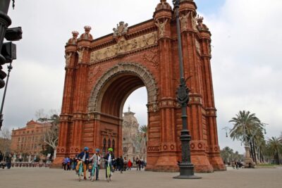 Barcelona: Montjuic Hill E-Bike Tour - Port Vell and Columbus: history by water, with no parking headache
