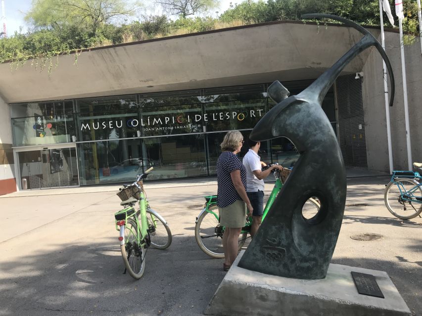 Barcelona: Montjuic Hill E-Bike Tour - E-bike reality check: pace, safety, and comfort