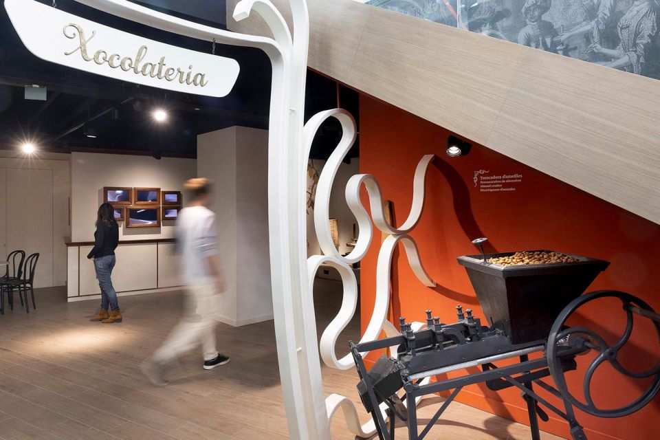 Barcelona: Nougat and Chocolate Museum Tour with Tasting - Guides and Their Style: What You Can Expect From the Host