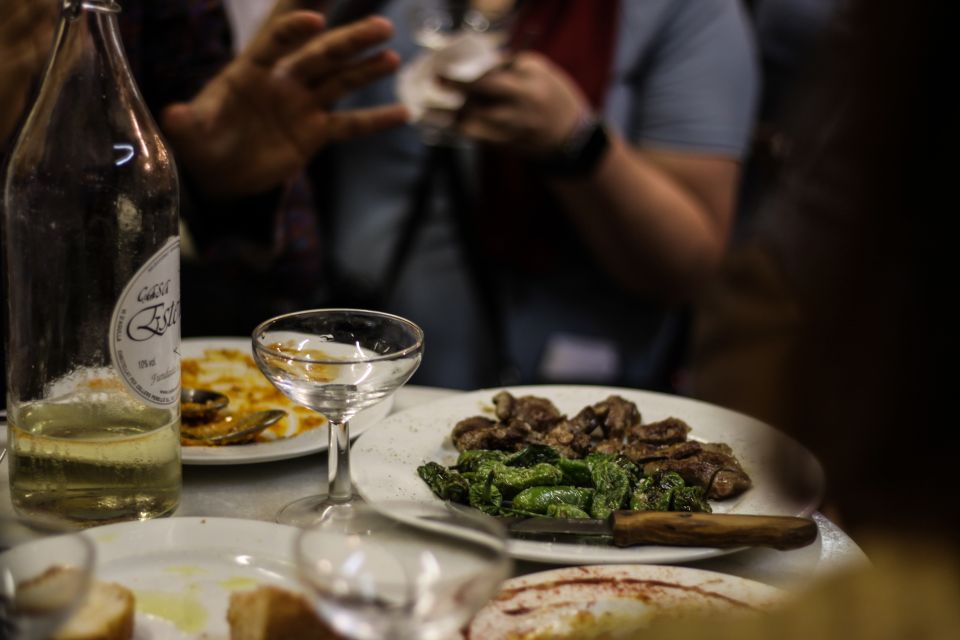Barcelona: Old Town Tapas & Paella Food Tour with 8 Tastings - What You Actually Eat: A Clear Look at the Included Tastings