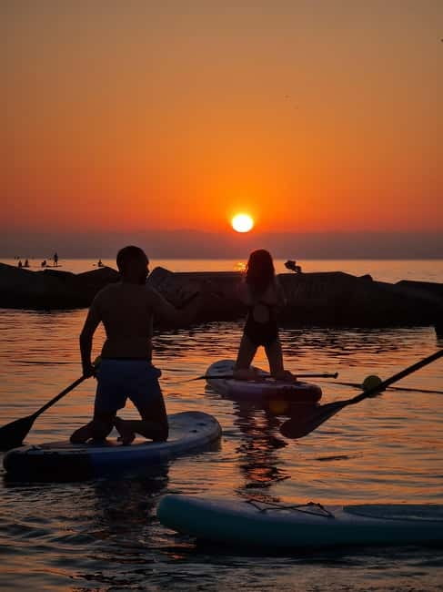 Barcelona: Paddleboarding at Sunrise. Includes: instructor, photos, equipment - What to bring (and what to skip) for a smooth SUP morning