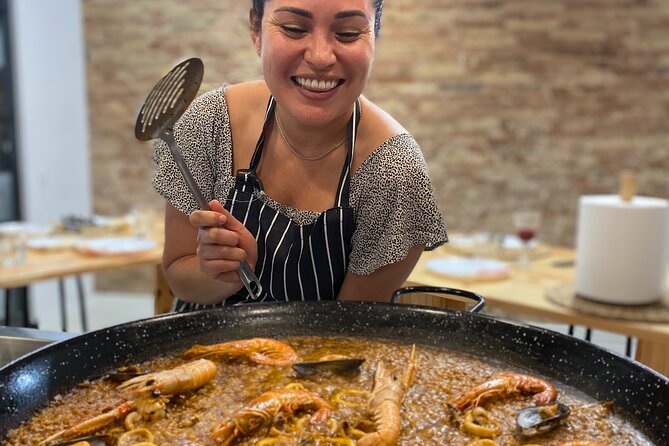 Barcelona Paella Cooking Class & Boqueria & Hofmann-Trained Chefs - Hofmann socarrat over open flames: the part you’ll remember