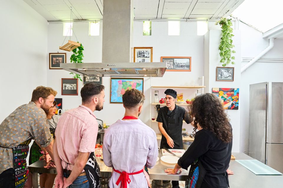 Barcelona: Paella Cooking Class with Market Visit and More - What it feels like in a small-group class