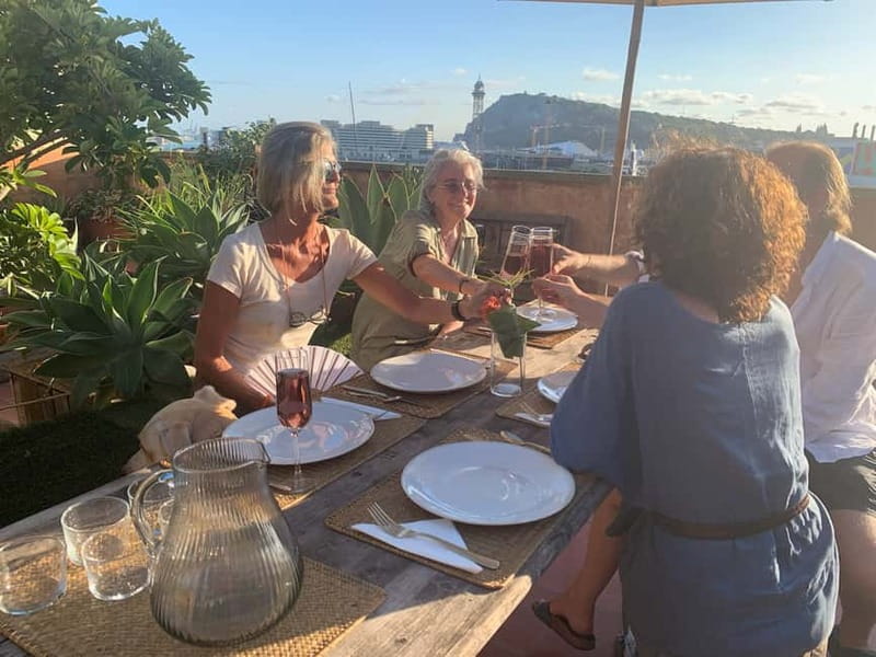 Barcelona: Paella Seafood Master Cooking Class with Sangria - What the 2.5-hour schedule feels like, from champagne to recipes