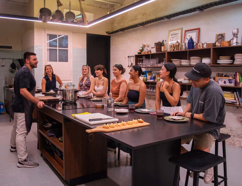 Barcelona: Paella & Tapas Cooking Class with Sangria - Key highlights that make this class worth your evening