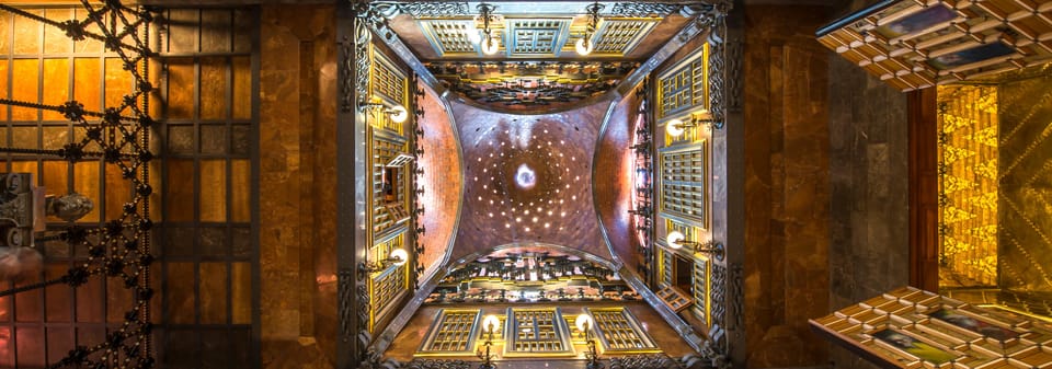 Barcelona: Palau Güell by Gaudí Entrance Ticket - The main hall dome and skylight: where the ceiling becomes the star