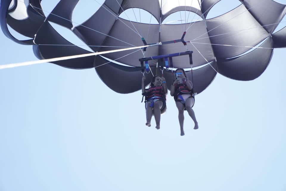 Barcelona: Parasailing with 360º Panoramic Skyline Views - What you’ll notice most: the skyline view from a moving vantage point
