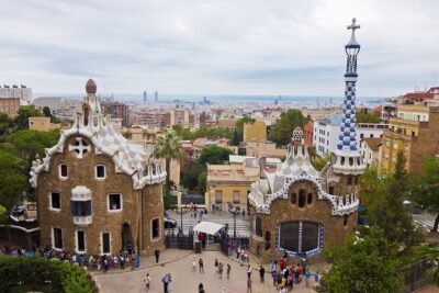 Barcelona: Park Güell Guided Tour & Tickets with Fast-Track Entry - One Hour Through Gaudí’s Most Recognizable Details