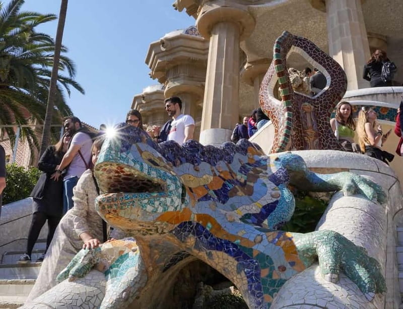 Barcelona: Park Güell Guided Tour with Skip-the-line Entry - Park Güell in 2 Hours: Worth the Skip-the-line Entry