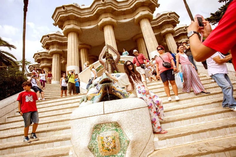Barcelona: Park Güell Guided Tour with Skip-the-line Entry - The Monumental Zone: Columns, Colonnades, and Gaudí’s Urban Theater
