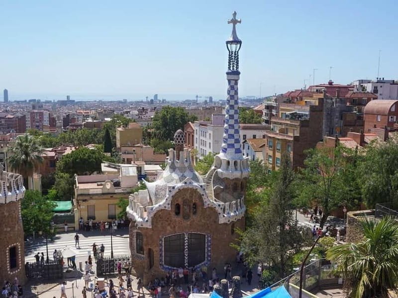 Barcelona: Park Güell Guided Tour with Skip-the-line Entry - El Drac and the Park’s Playful Symbolism