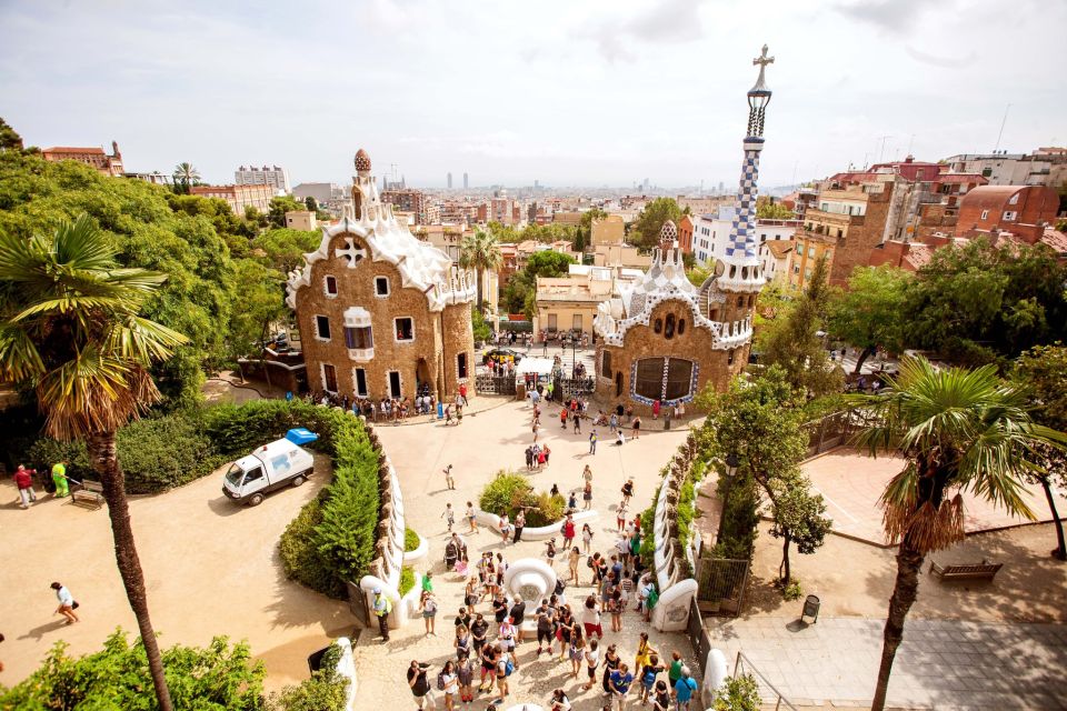 Barcelona: Park Güell Guided Tour with Skip-the-line Entry - The Main Terrace Views: Barcelona on Display