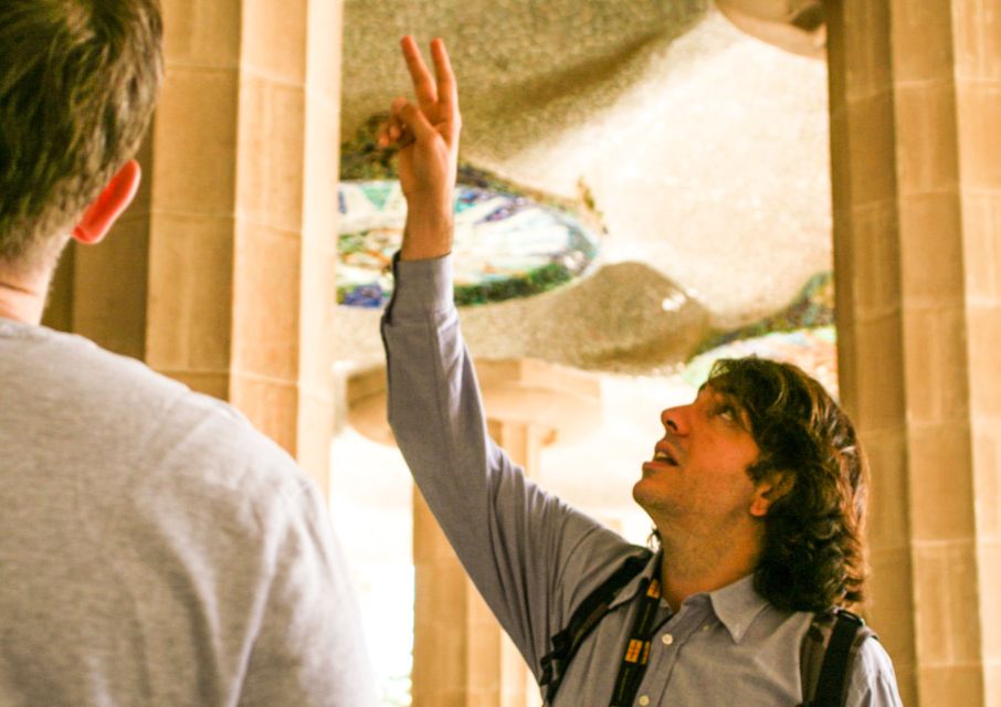 Barcelona: Park Güell & La Sagrada Familia Tickets and Tour - Guides make or break a Gaudí tour: you can feel the difference