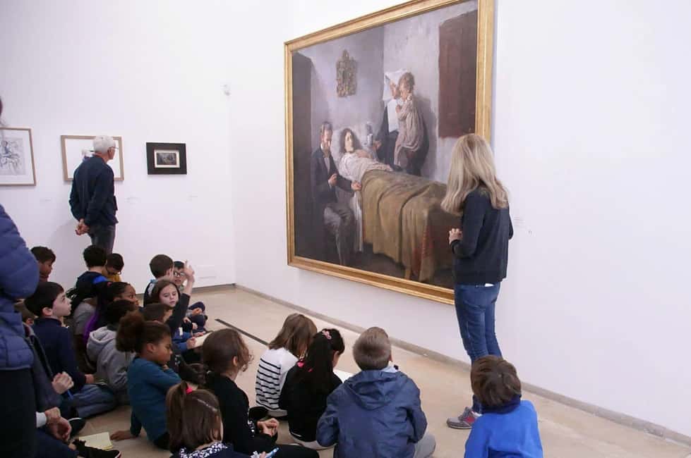 Barcelona: Picasso Museum Entry, Digital Guide & Born Walk - Who should book this Picasso Museum + Born walk?