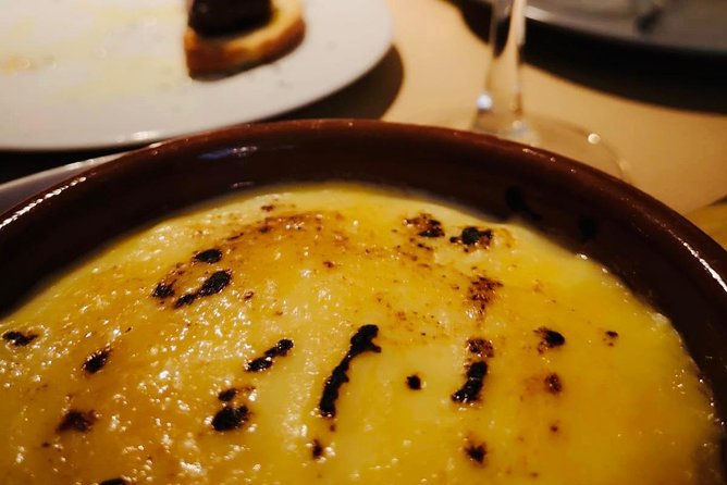 Barcelona Poble Sec Tapas & Wine Tour - Stop 1 on Carrer del Poeta Cabanyes: Cádiz-Style Tapas Without Seating