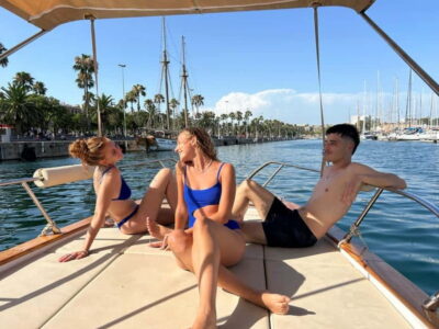 Barcelona: Private Classic Yacht Tour with Drinks - A Classic Italian Boat Built for Comfort (Not Chaos)