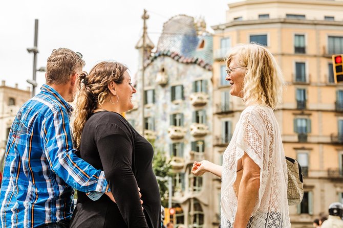 Barcelona Private Custom Tour with a Local, Icons & Hidden Gems - Key things that make this Barcelona tour work well