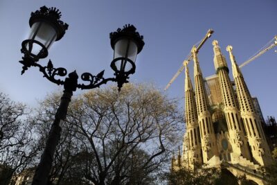 Barcelona Private Tour by Sidecar Motorcycle - Hotel pickup and helmet headsets: the real comfort advantage