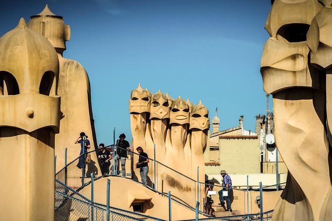 Barcelona Private Tour with Sagrada Familia Skip-the-Line - El Born Lunch Break and Santa Maria del Mar