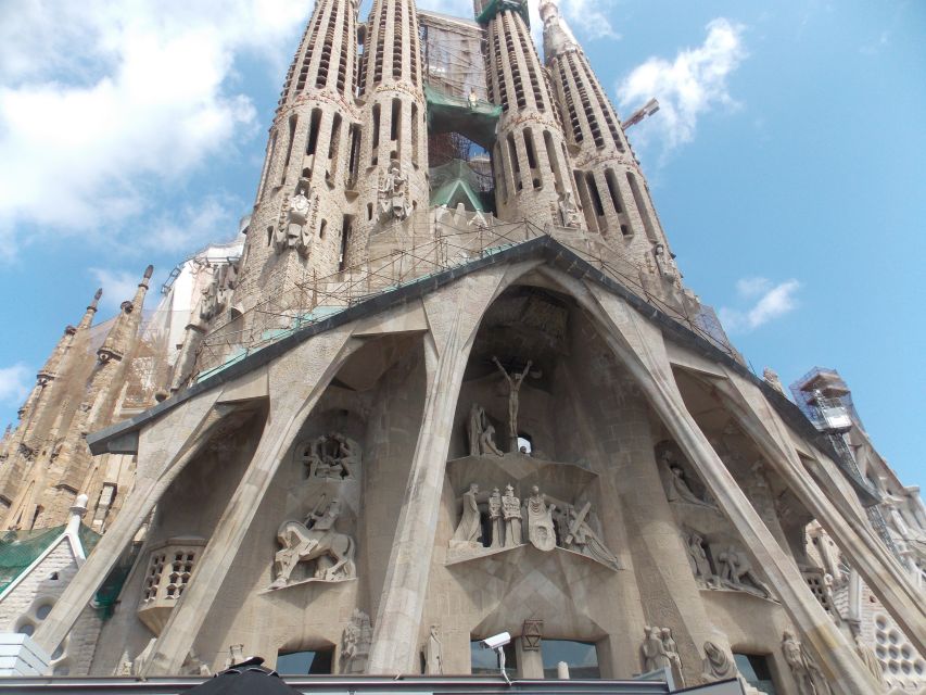 Barcelona: Private Walking Tour with a Local - Timing your 2 to 6 hours: what you can realistically expect