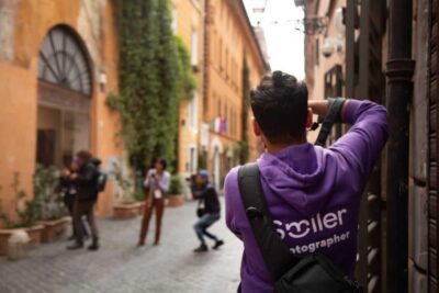 Barcelona: Professional Photoshoot Outside Sagrada Familia - Your 30–45 minute session at La Sagrada Familia: what the flow feels like