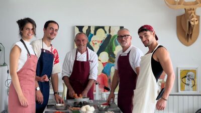 Barcelona: Rooftop Tapas and Sangria Class with a Chef - Meeting Chef Alfonso at a local apartment entrance