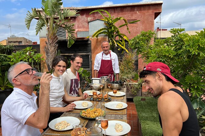 Barcelona: Rooftop Tapas & Sangria class with a Local Chef - Drinks, Including Champagne and Sangria: The Most Fun Part of Setup