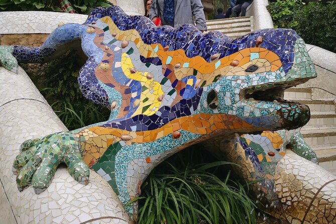 Barcelona Sagrada Familia and Guell Park drink and tapa - The drink & Iberian ham tapa: a good ending, not an afterthought