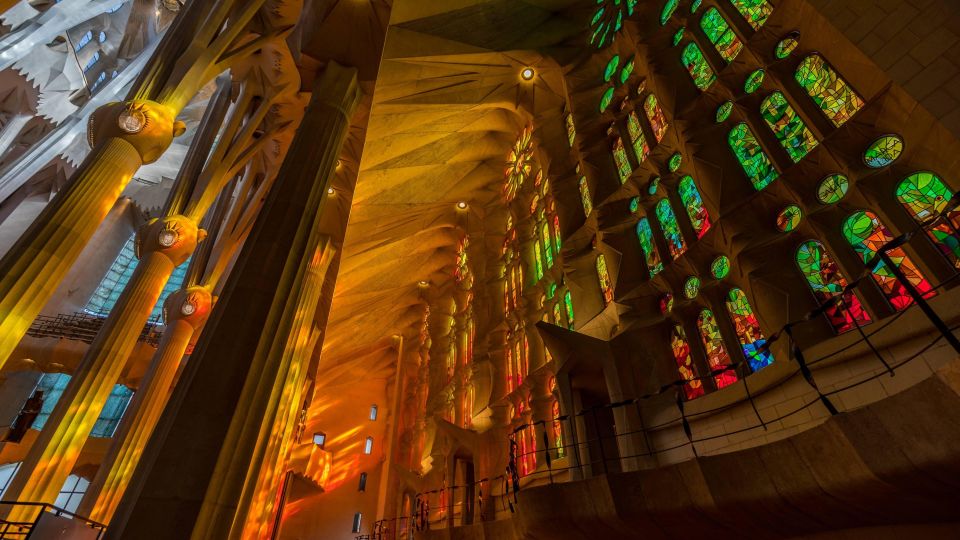 Barcelona: Sagrada Familia Fast-Track Guided Tour - Nativity vs Passion façades: two exterior stories in one tight visit