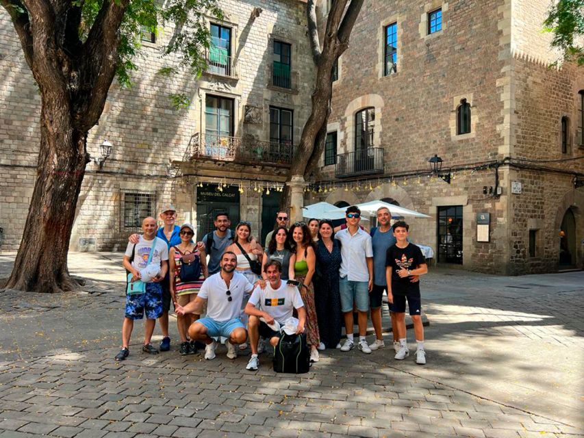 Barcelona: Sagrada Familia, Modernism, and Old Town Tour - Gothic Quarter Barcelona: Bishop’s Bridge, Jewish Quarter Area, and More