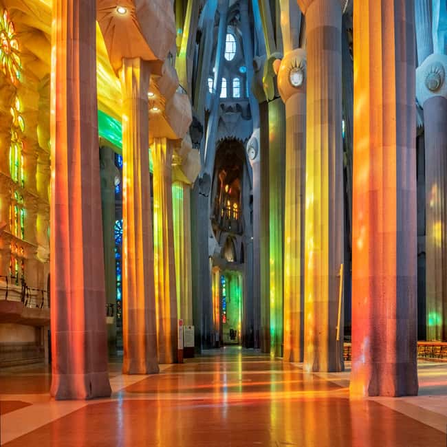 Barcelona: Sagrada Familia & Optional Park Guell Guided Tour - Park Güell: Turning the Mosaics Into a Meaningful Walk