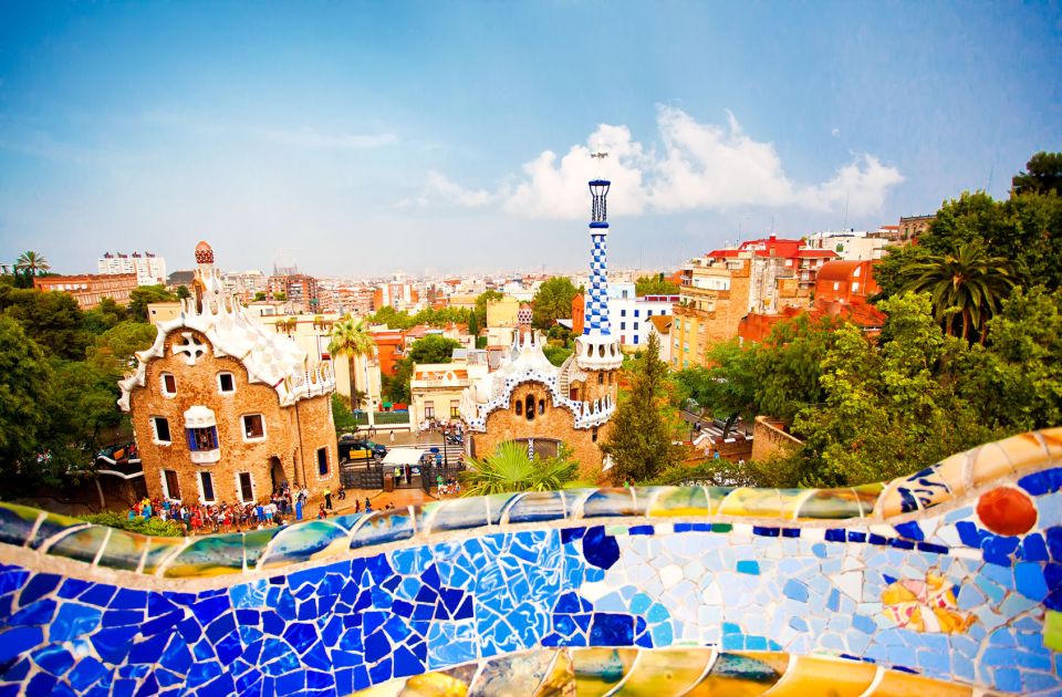 Barcelona: Sagrada Familia & Park Güell Guided Tour & Ticket - Who this tour fits best (and who should consider another plan)