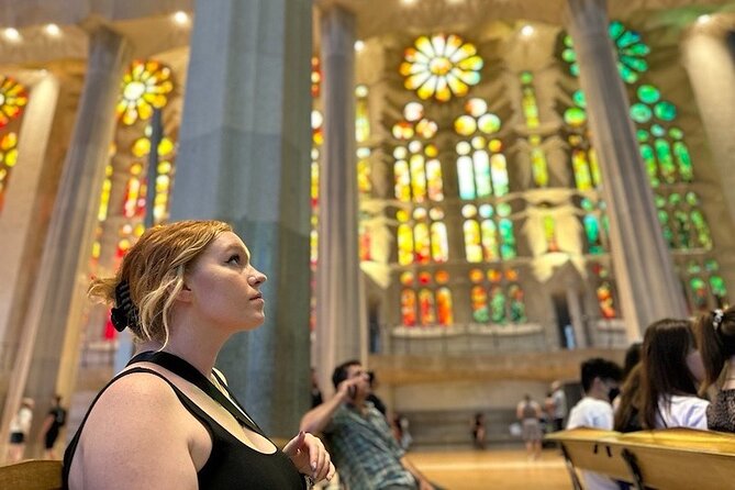 Barcelona: Sagrada Familia & Park Guell Guided Tour + Transfer - Park Güell: Dragon Staircase, mosaics, and big-city views