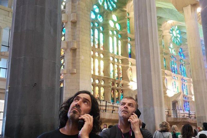 Barcelona: Sagrada Familia, Park Guell & Tapas Private Tour - Tapas lunch and the coffee stop: the breaks that make the day work