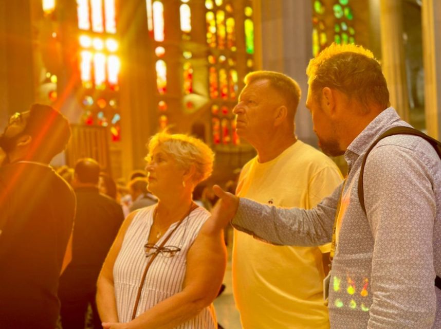Barcelona: Sagrada Família Tour with Skip-the-Line Access - Quick hits you’ll care about