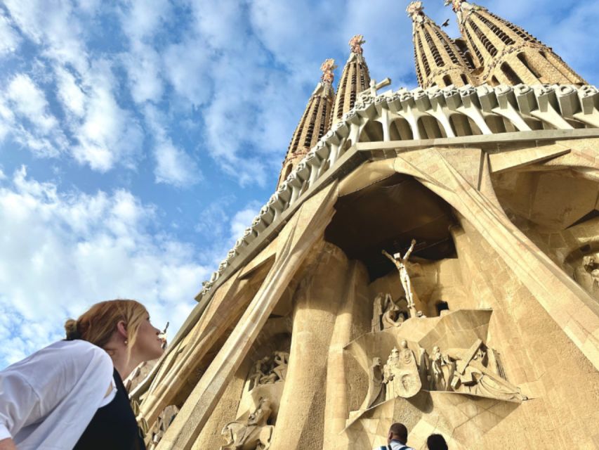 Barcelona: Sagrada Família Tour with Skip-the-Line Access - What’s included (and what isn’t) so you don’t get surprised