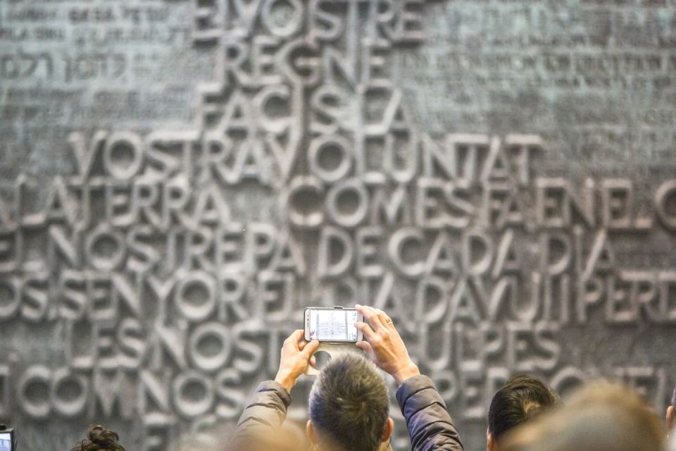 Barcelona: Sagrada Familia with Towers and Park Güell Tour - Key things I’d circle in your planning