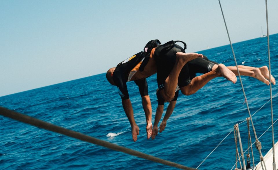 Barcelona: Sailing Tour with Young Local Captain & Drinks - How to Plan: Clothes, Swim Gear, and Wind Reality