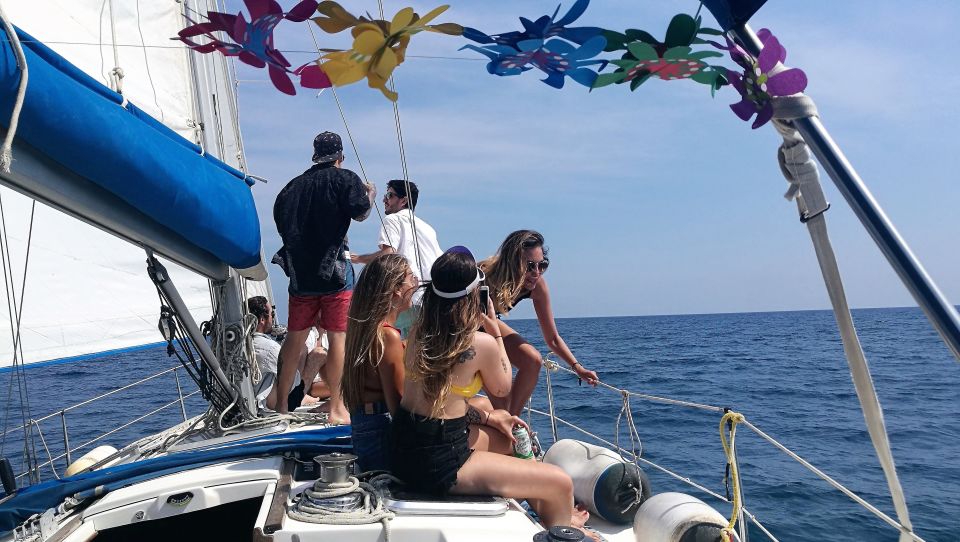Barcelona: Sailing Trip with Drinks and Snacks - Price and value: what $40 actually buys you
