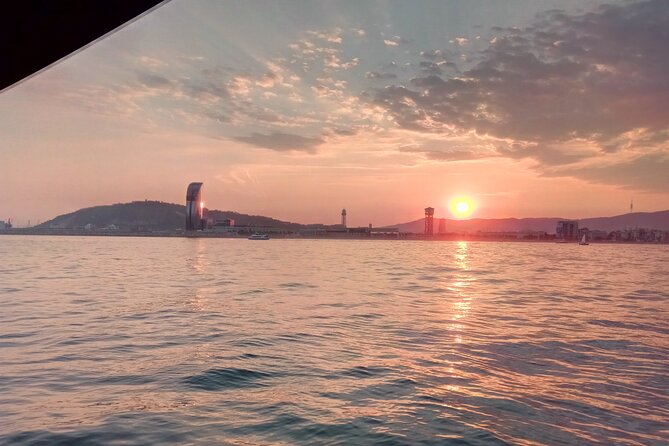 Barcelona Sensational Sunset Tour with Open Bar and Snacks - Open bar, snacks, and music: what you’ll actually have in hand