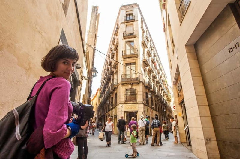 Barcelona: Small Group Picasso Tour with Picasso Museum - Where the Tour Starts by Pl. de Catalunya