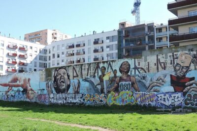 Barcelona Street Art and Graffitti Bicycle Tour - Bikes, Effort, and the Joy of Pedaling Through Barcelona
