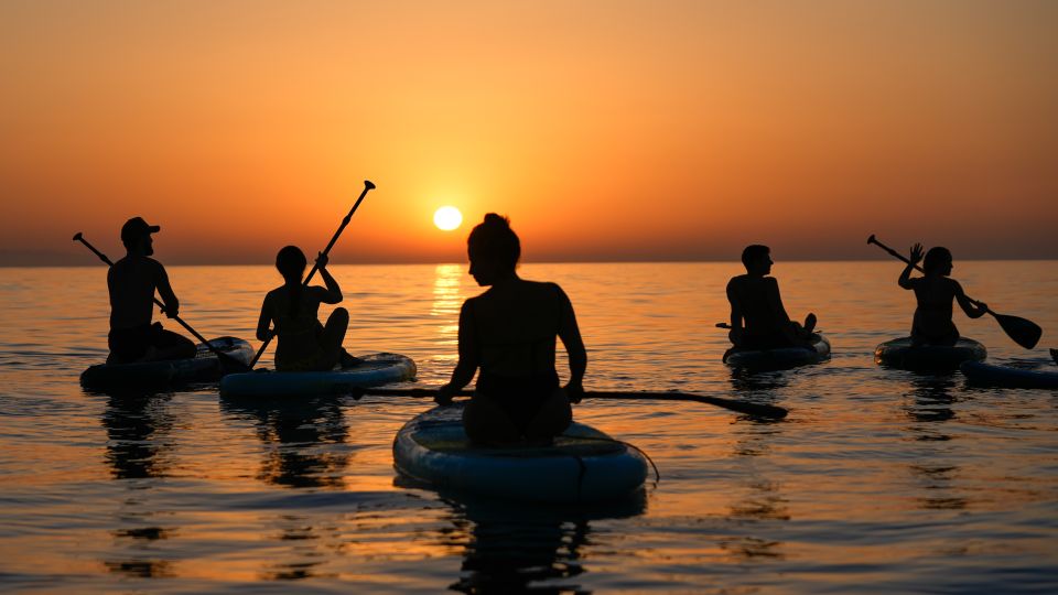 Barcelona: Sunrise Paddleboarding with Instructor and Photos - Getting to Eswell Surf School and sorting your gear