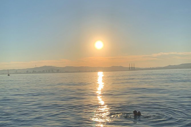 Barcelona Sunset and Day Sailing Cruise - Why a Port Olímpic sunset sail beats sitting in traffic