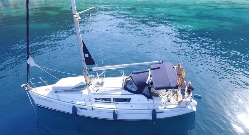 Barcelona: Sunset Boat Trip with Cava Wine and Snacks - The shared sunset sail: skyline views, cava cups, and a 90-minute mood