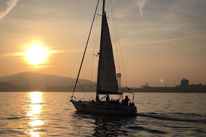 Barcelona Sunset Cruise with Open Bar of Cava and Snacks - Boat Comfort and Seating: Plan for Deck Reality