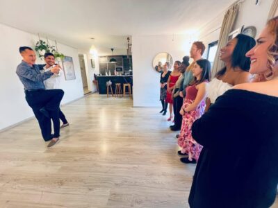 Barcelona: Tango Lesson with Drinks and Video - What You Learn: Tango Basics That Don’t Feel Scary