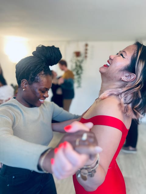 Barcelona: Tango Lesson with Drinks and Video - Video and Aftercare: Why Getting Footage Is a Big Deal