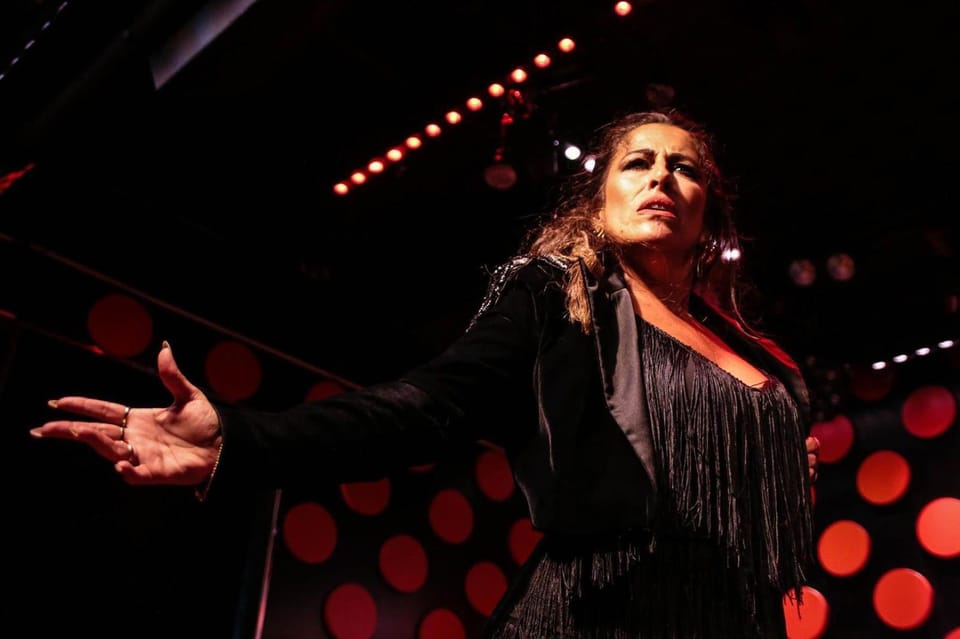 Barcelona: Tapas and Flamenco Experience - Key things you’ll notice